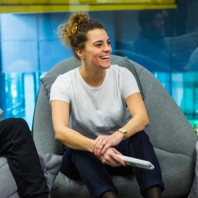 Profile Picture of Léa Martinez (@LeaMrtz_) on Twitter