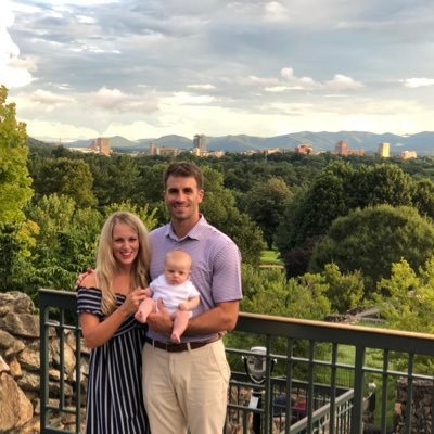 Profile Picture of Jason Baillargeon (@JasonBeLarge) on Twitter