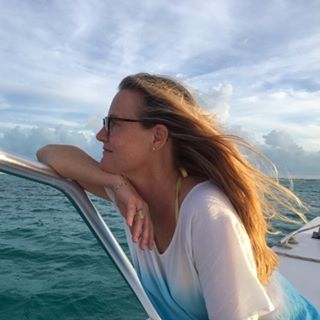 Profile Picture of Julia Henn (@julia.henn.12) on Facebook