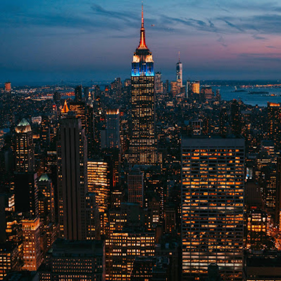 Profile Picture of Scarlett Toomey (@scarletttoomey) on Poshmark