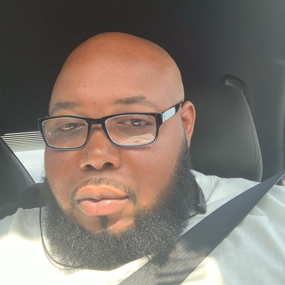 Profile Picture of Marcus Mcmillian (@mrwatuneed) on Poshmark