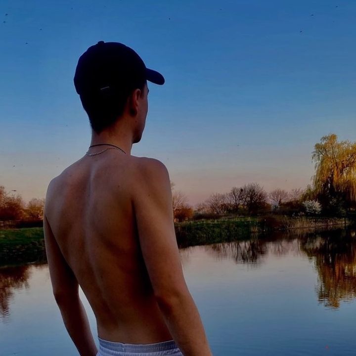 Profile Picture of crystalmikereal (@crystalmikereal) on Tiktok