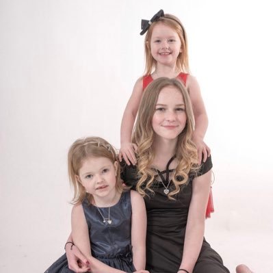 Donna Comrie - Twitter Profile Picture of Donna Comrie (@DonnaComrie) on Twitter