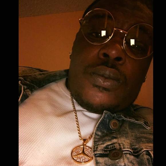 Profile Picture of Justin Cunningham (@cartiergotit) on Poshmark