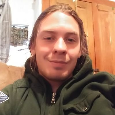 Profile Picture of Flint Allen (@fumbles228) on Twitter