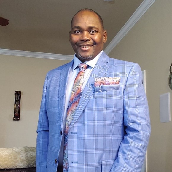 Profile Picture of Lawrence Adams (@lanterpriz) on Poshmark