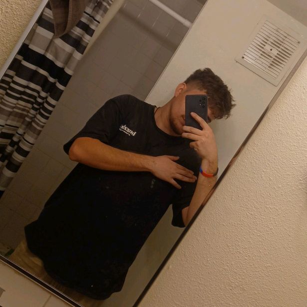 Profile Picture of Lorenzo Mora (@lorenzobeast22) on Tiktok