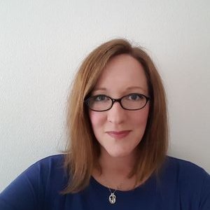 Profile Picture of Amanda (@AmandaHooks) on Twitter