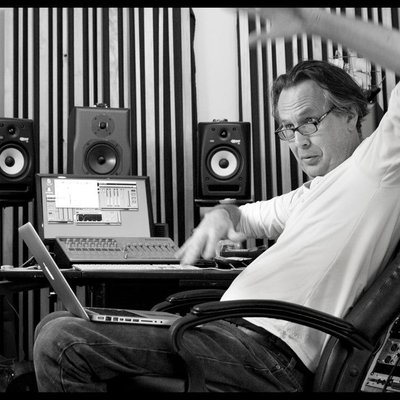 Profile Picture of Peter Kennard (@PeterK9K9) on Twitter