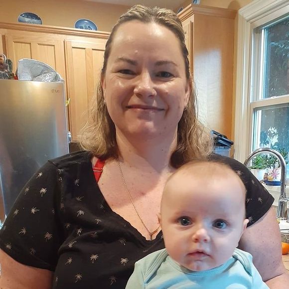 Molly Dority - Poshmark Profile Picture of Molly Dority (@mollyhdority) on Poshmark