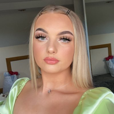 Profile Picture of Rachel Rodgers (@rachelrodgers_) on Twitter