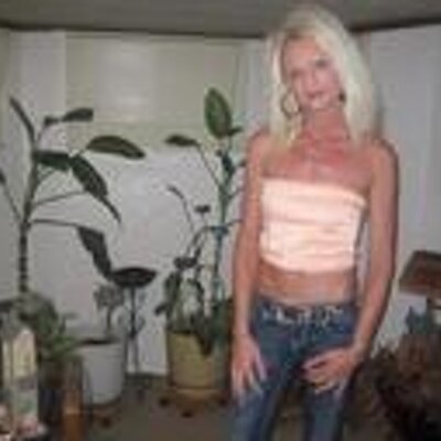 Profile Picture of Britney McFarland (@petcute8711) on Twitter