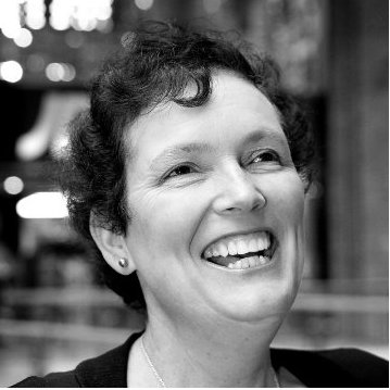 Profile Picture of Debra Lilley (@debralilley) on Twitter