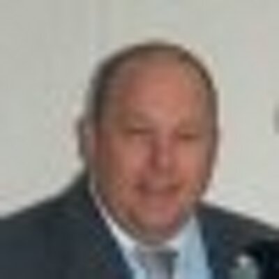Profile Picture of Colin Howell (@ColinCrystalUmb) on Twitter