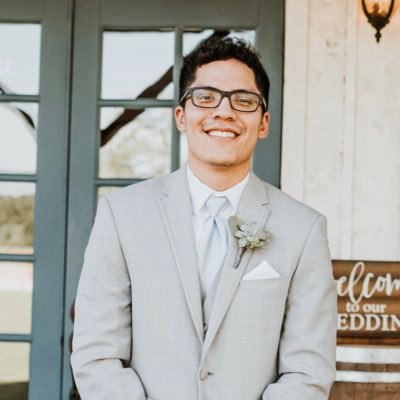 Profile Picture of Chris Lad (@ChrisLaraMaya) on Twitter