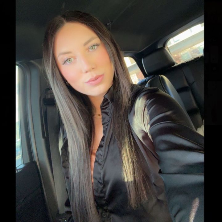 Profile Picture of carlynelson (@carly.nelson) on Tiktok