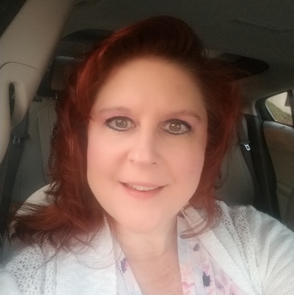Profile Picture of Shana Mcelhaney conklin (@shana1968) on Poshmark