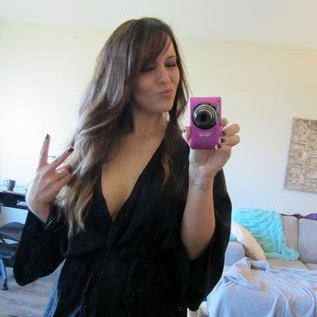 Profile Picture of Lucy L Chiu (@LucyLChiu1) on Twitter