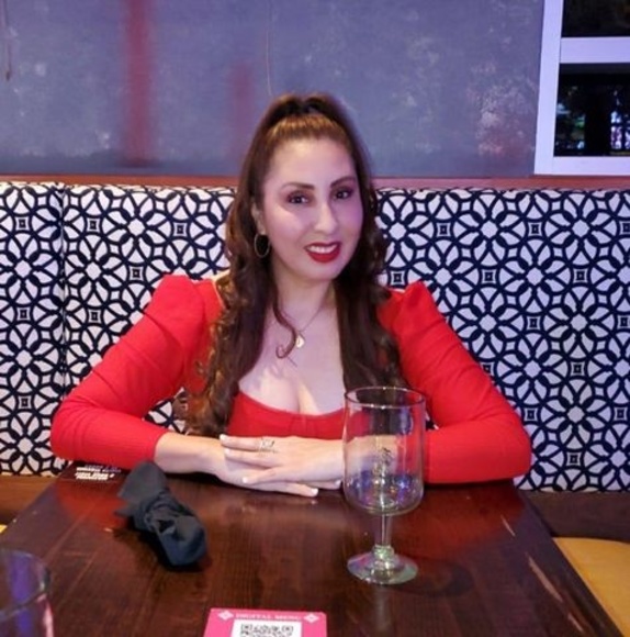 Profile Picture of Shirley Cuellar (@shiradri0608) on Poshmark