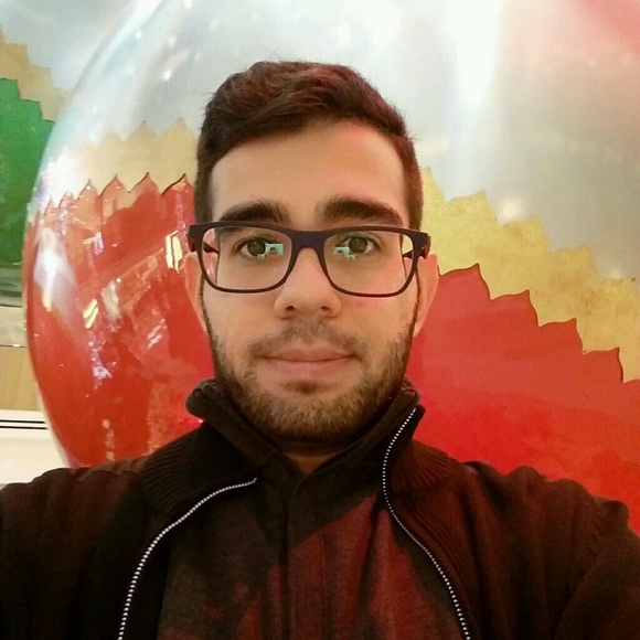 Profile Picture of Aws Al-shalash (@awsi) on Poshmark