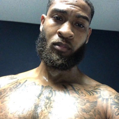 Profile Picture of Derek White (@Derek_Mayne_) on Twitter