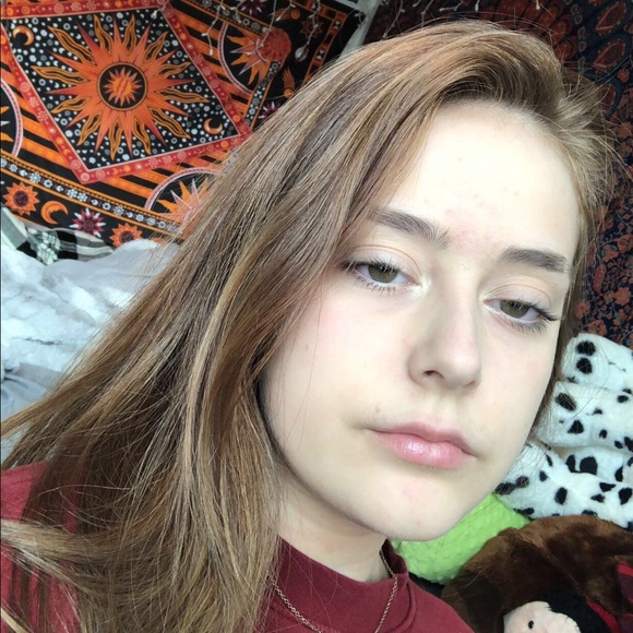 Profile Picture of Kya Fresch (@kyfresch) on Poshmark