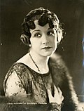 Profile Picture of Alice Hollisteron Wikipedia