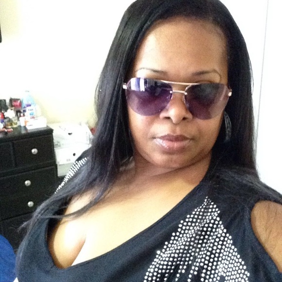 Profile Picture of Shavon Keith (@shavon149) on Poshmark