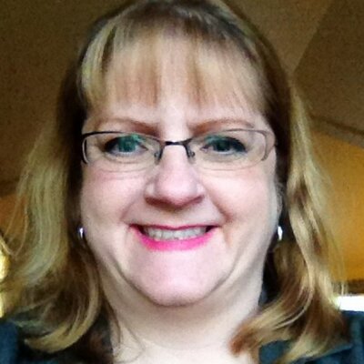 Profile Picture of Kimberly Meyers (@artheart3) on Twitter