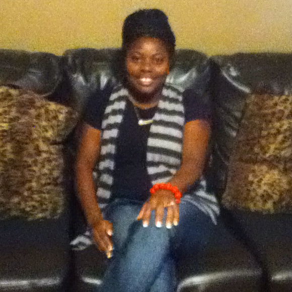 Profile Picture of Kawauna Ray (@mzkbrown) on Poshmark