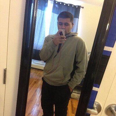 Profile Picture of Moe Raza (@raza_moe) on Twitter