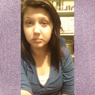 Profile Picture of Lillian Bit (@payyydesurayyye) on Twitter