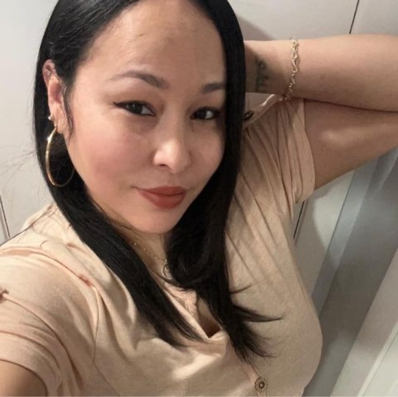 Profile Picture of Rosa Ulloa (@sexirosa) on Poshmark