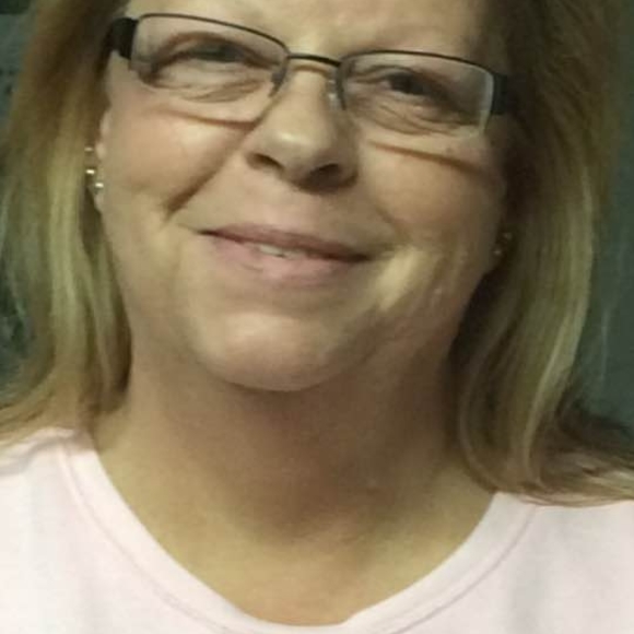 Profile Picture of Janet Lenius paradise (@paradisetot) on Poshmark