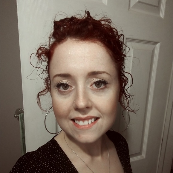 Profile Picture of Micheline Brien (@michbrien) on Poshmark