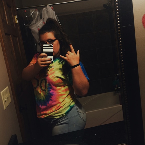 Profile Picture of Jeniece Hall (@jeniecehall) on Poshmark