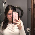 Profile Picture of tess morgan (@tesshmorgan) on Instagram