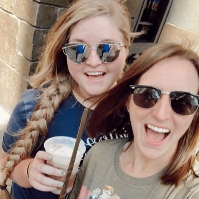 Profile Picture of Paige (@paige_m_head) on Twitter