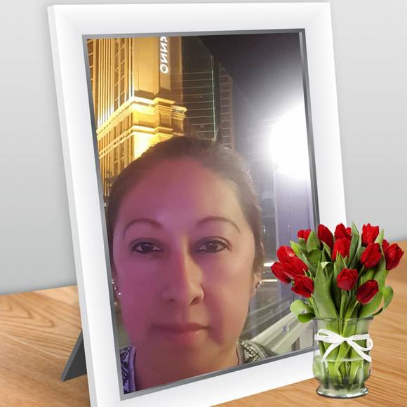 Profile Picture of Vicky Sanchez (@vickysanchez56) on Poshmark