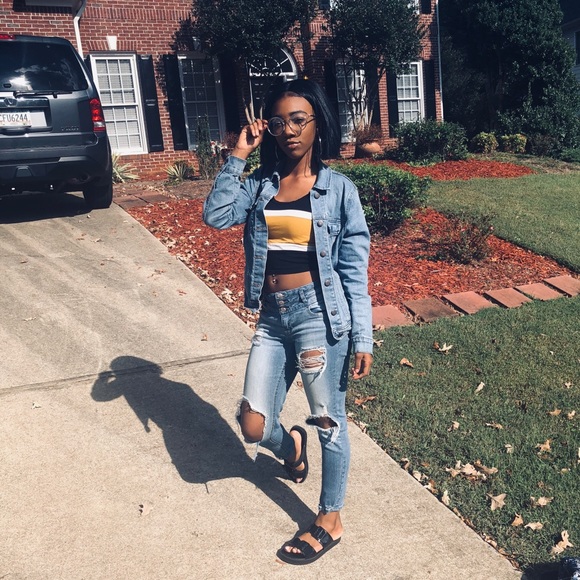 Profile Picture of Kylee Keys (@k2wice_) on Poshmark