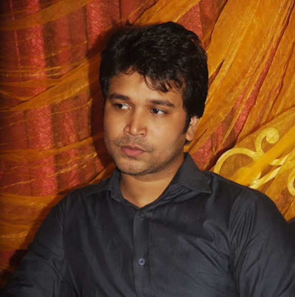 Profile Picture of Monir Hossain (@monirh01723) on Poshmark