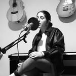 Profile Picture of Carlota Iglesias (@chertsmusic) on Instagram