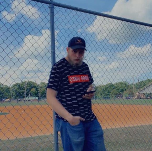 Profile Picture of Joshua Timms (@joshuatimms94) on Poshmark