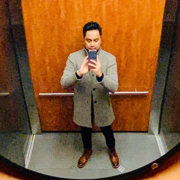 Profile Picture of Maas Isham (@virtuazmi) on Poshmark