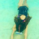Profile Picture of Julia Sample (@a.blink.of.the.world) on Instagram