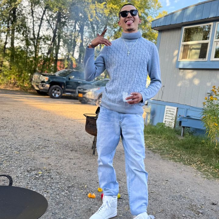 Profile Picture of Robert.DanielsOfficial (@robert.daniel.official) on Tiktok