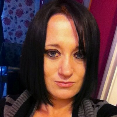 Profile Picture of Jo Gunn ❤ (@jobecky077) on Twitter