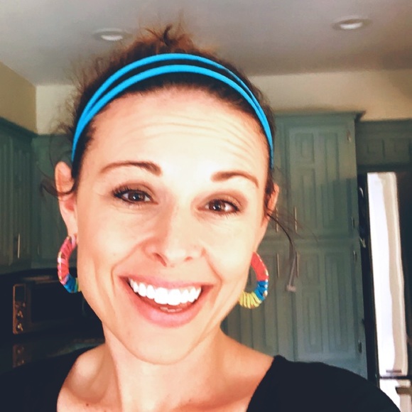 Profile Picture of Whitney Seewald (@wseewald) on Poshmark