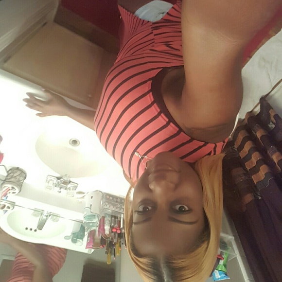 Profile Picture of Jodian Scotchman (@jodian12) on Poshmark