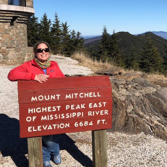 Profile Picture of Lisa Sutter-cornish (@floricaligirl) on Poshmark